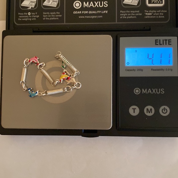 Silver Children’s Bracelet with dolphins - Picture 4 of 4